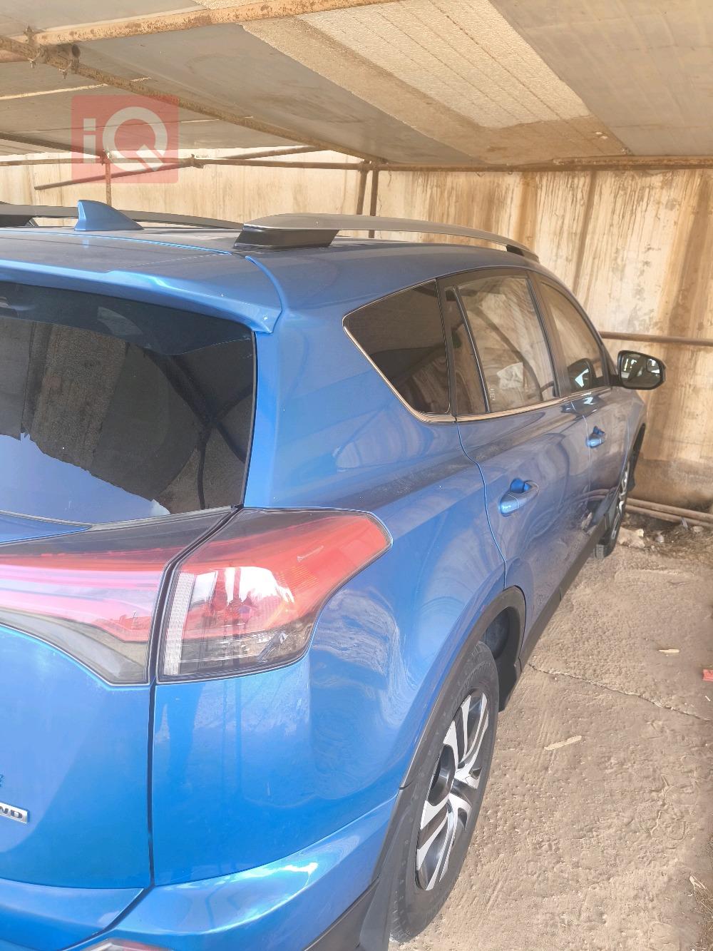 تۆیۆتا ڕاڤ 4